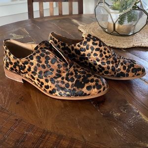1. STATE Fredie’s Natural Bengal Haircalf Oxfords